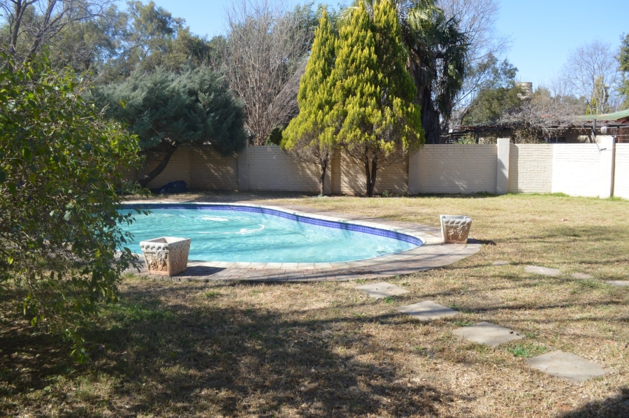 5 Bedroom Property for Sale in Irene Park North West